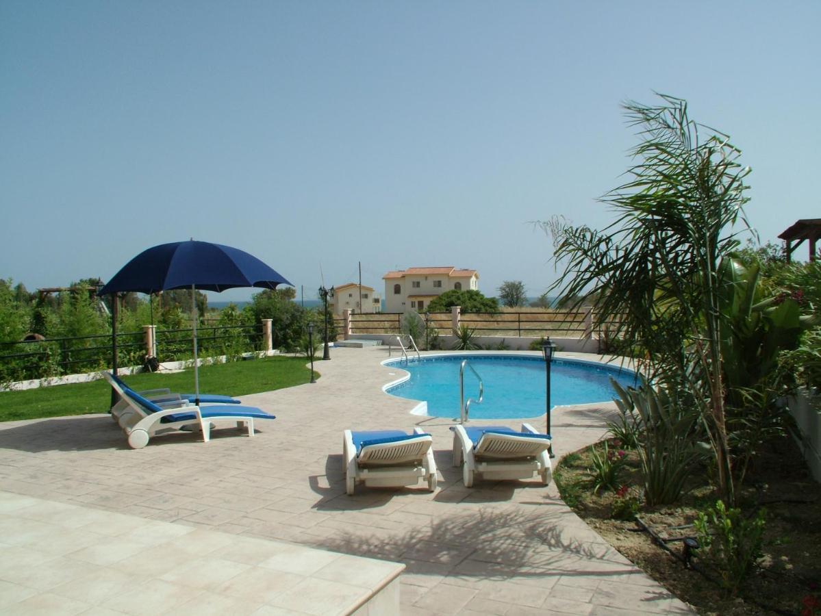 Holidays Villas 피조우리 외부 사진