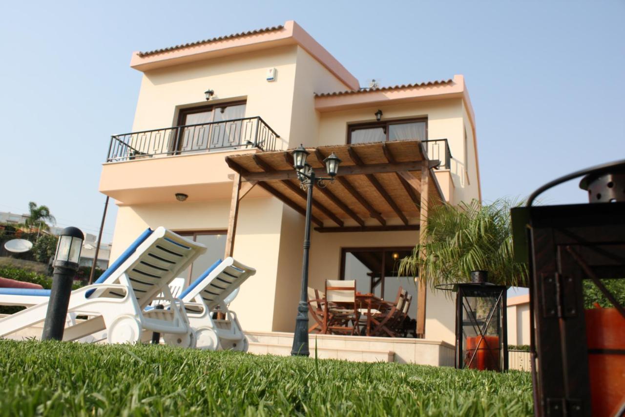 Holidays Villas 피조우리 외부 사진