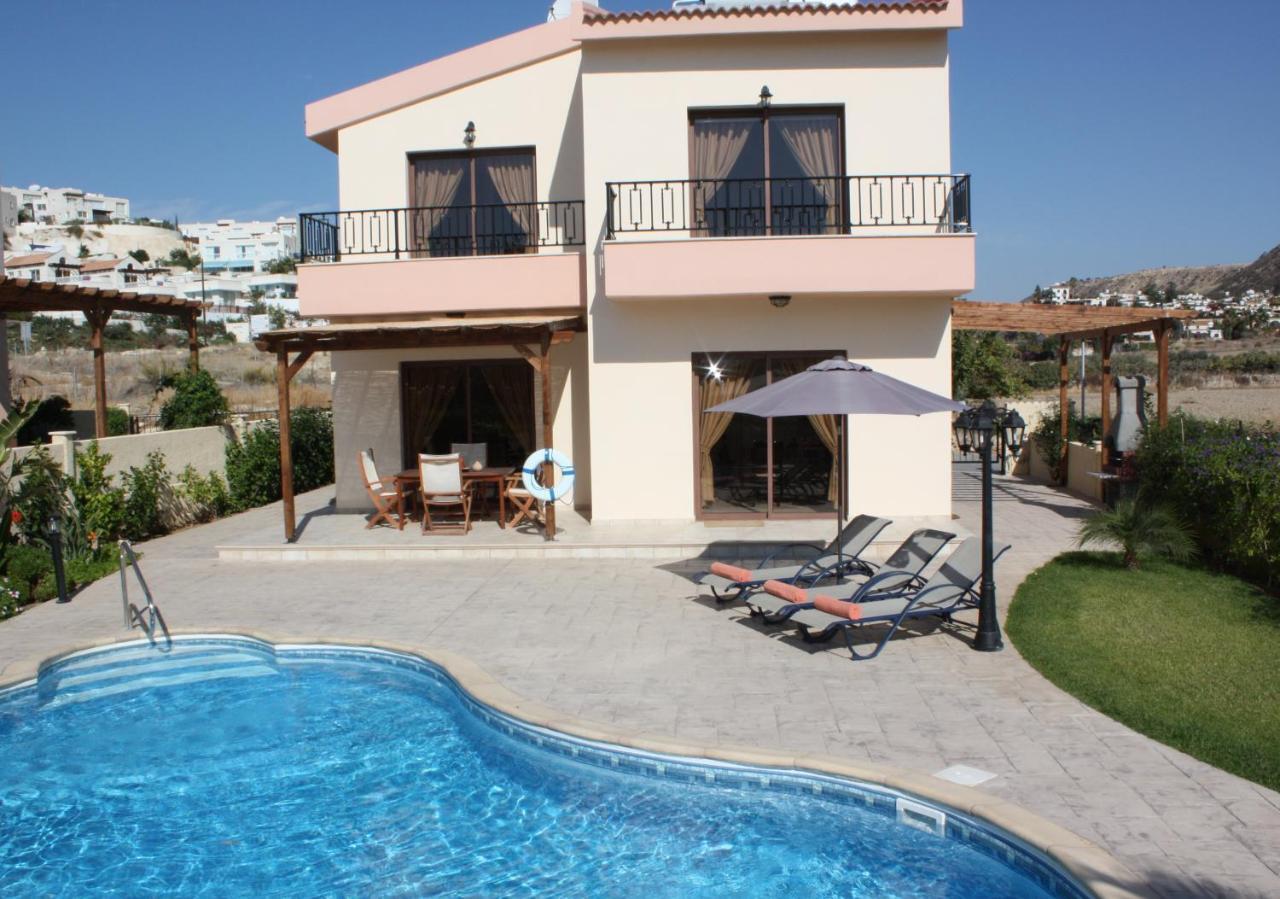 Holidays Villas 피조우리 외부 사진