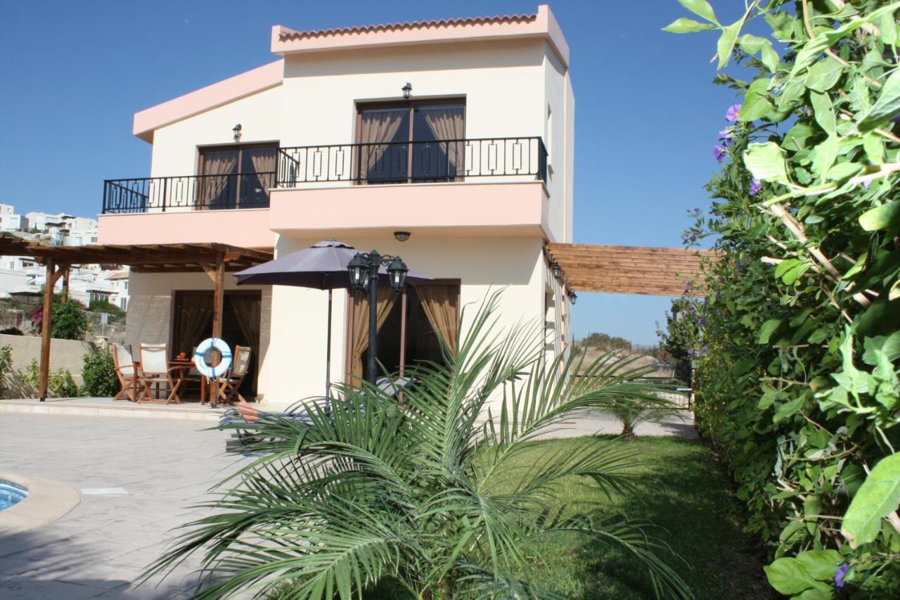 Holidays Villas 피조우리 외부 사진
