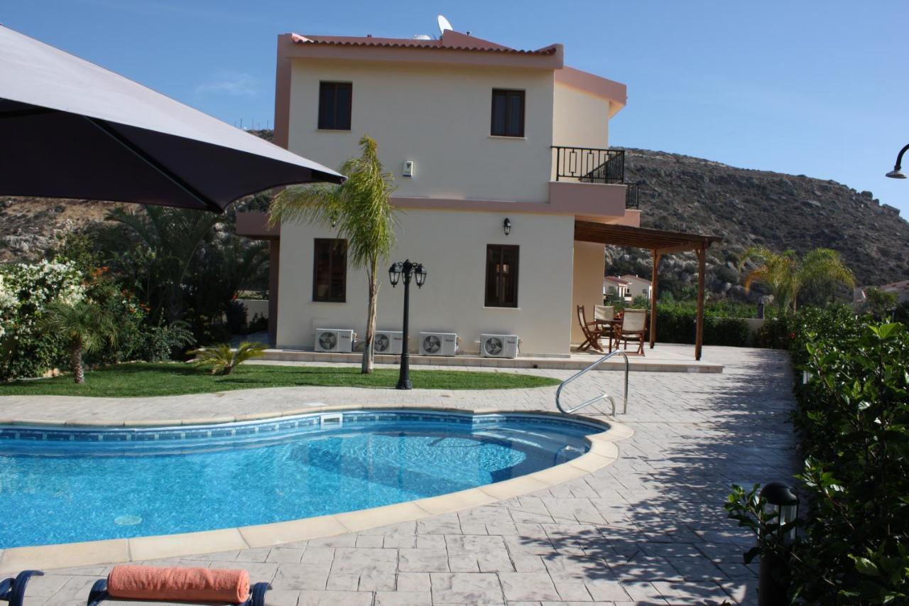 Holidays Villas 피조우리 외부 사진